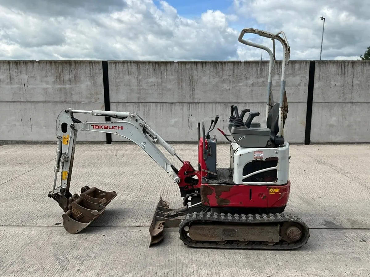 TAKEUCHI TB210R 1 TON MICRO DIGGER - Image 4