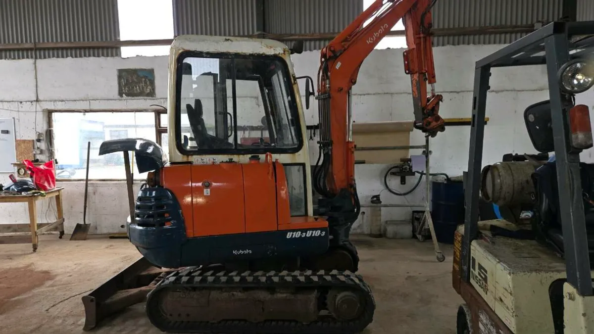 Kubota 2.7 Ton - Image 1