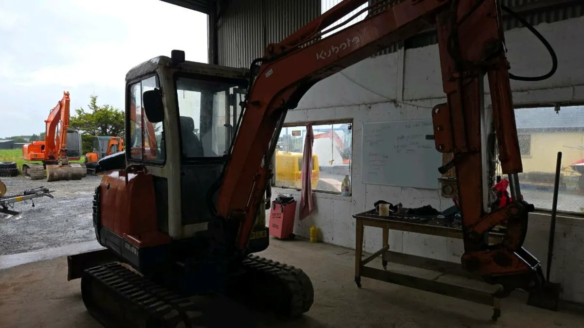 Kubota 2.7 Ton - Image 3