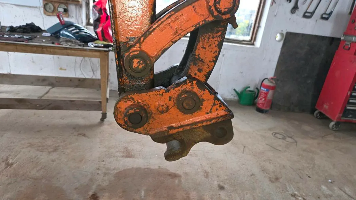 Kubota 2.7 Ton - Image 4