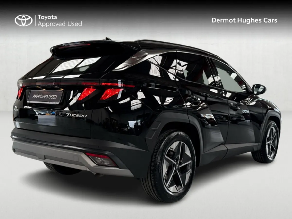 Hyundai Tucson EXECUTIVE 5DR - Image 2