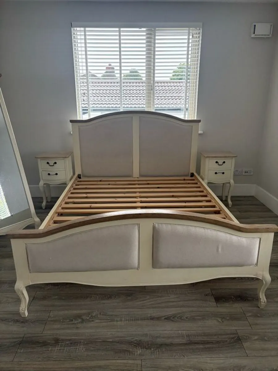 French style double bed matching lockers and free standing mirror all included in price - Image 2