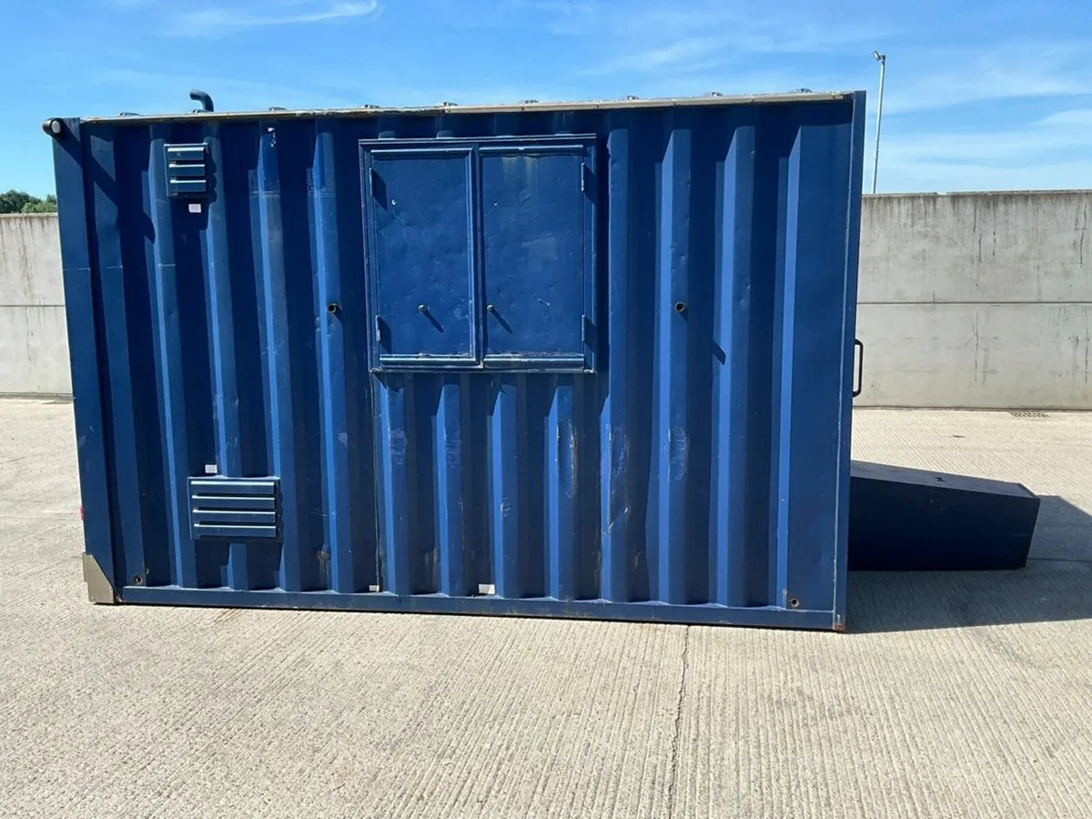 APPROX 12ft x 7ft BOSS CABINS WELFARE UNIT - Image 3