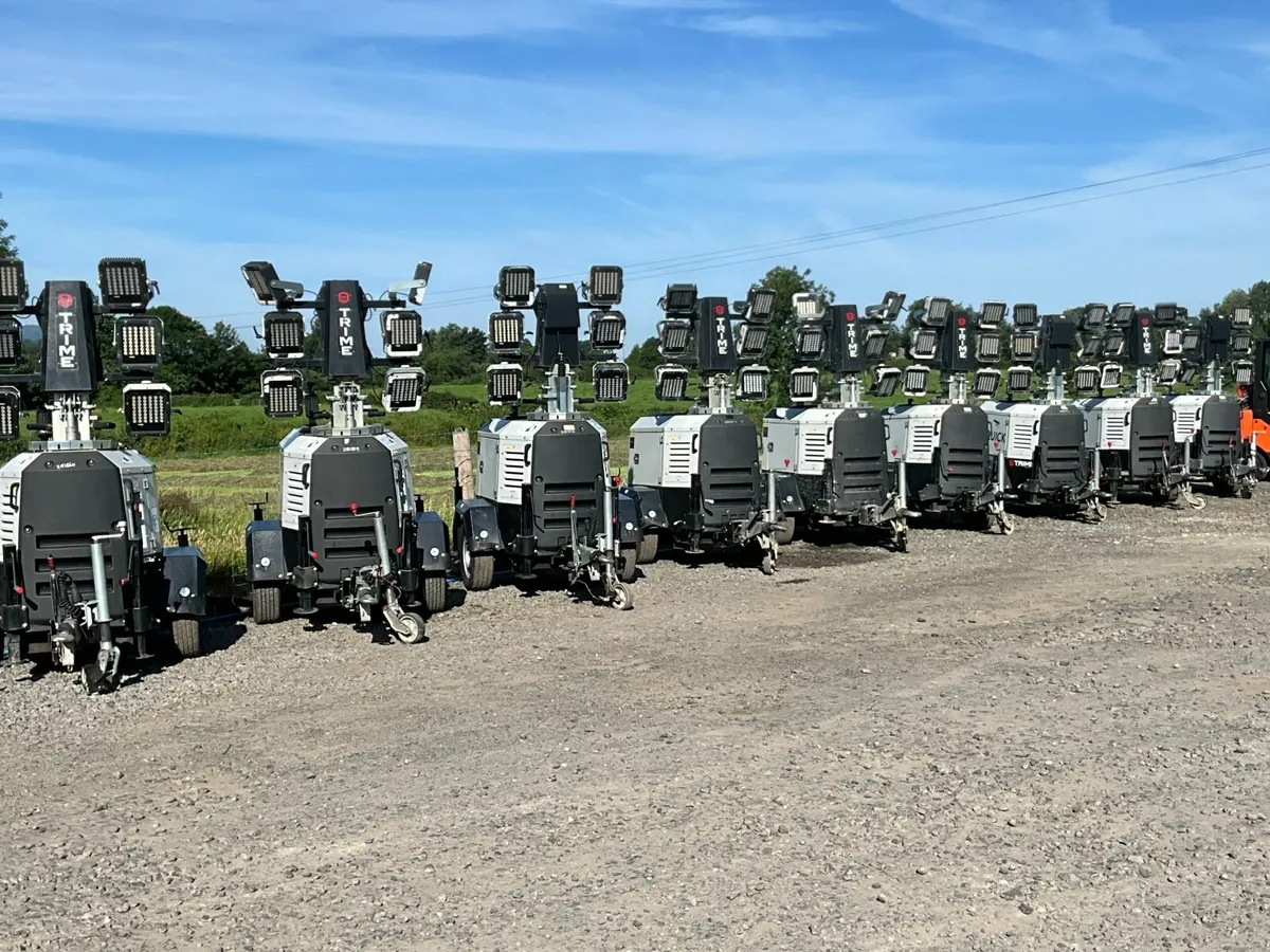 TRIME X-ECOK2 SINGLE AXLE FAST TOW LED LIGHTING TO - Image 1
