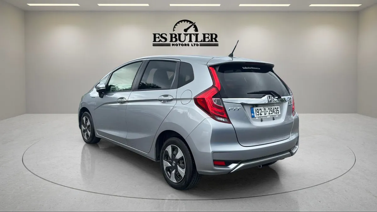 192 Honda Fit 1.5L PETROL-HYBRID AUTO 1YR WARRANTY - Image 3