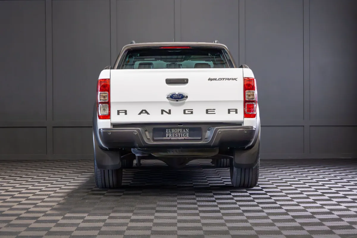 182 Ford Ranger 3.2 Wildtrak 4WD 5 Seat N1 Crewcab - Image 4