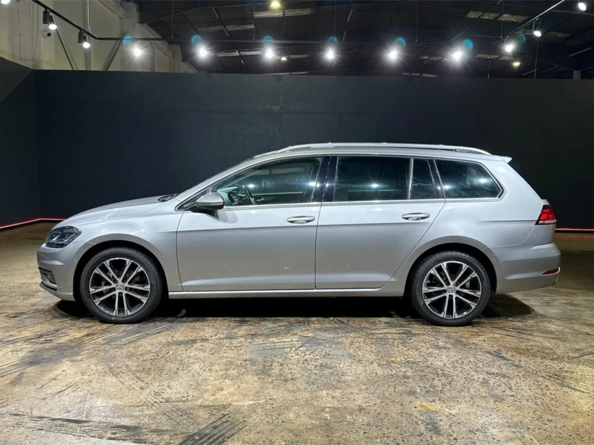 Volkswagen Golf ESTATE - 1.2 TSI AUTOMATIC - REVER - Image 3