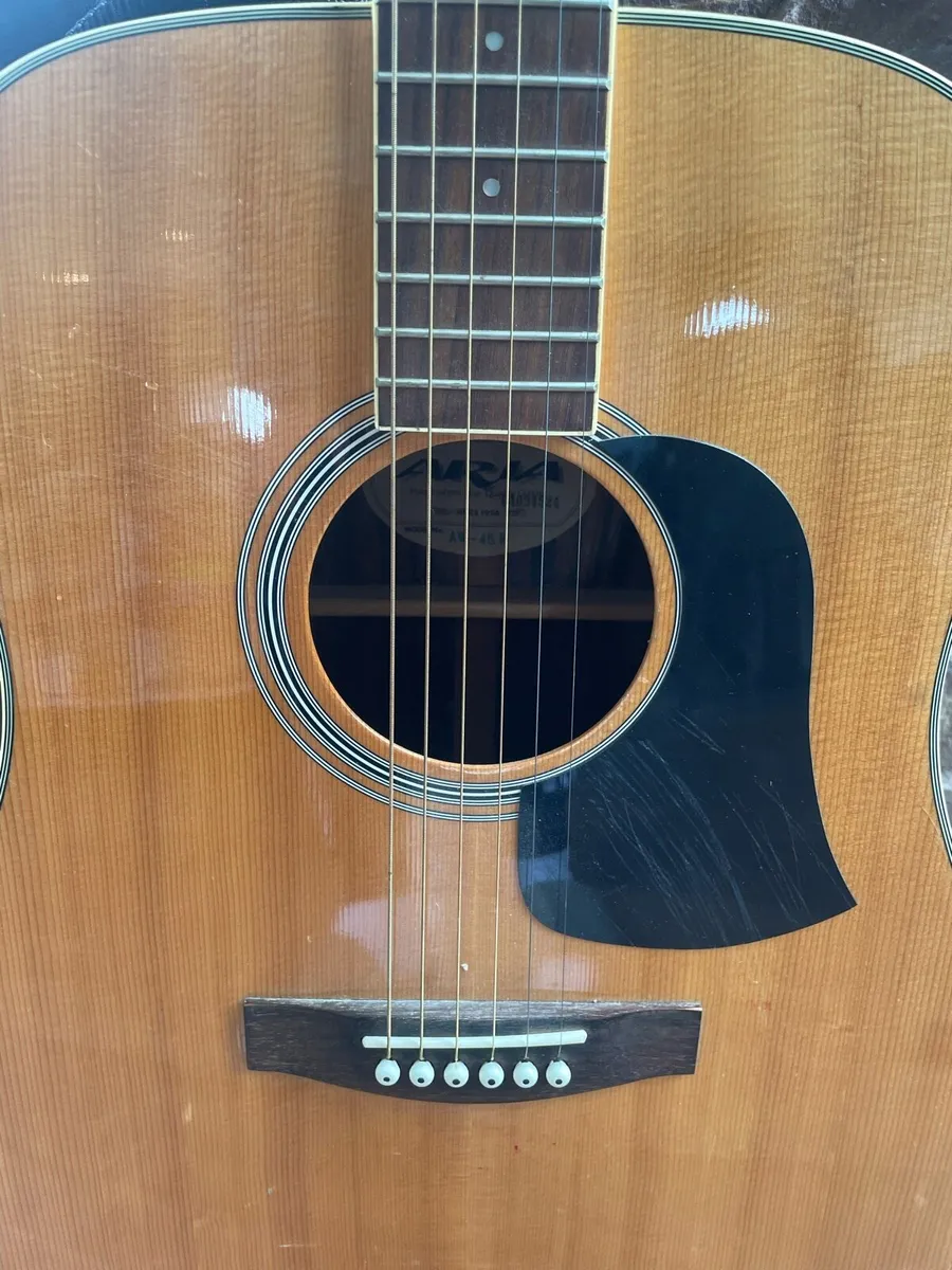 Aria Acoustic Guitar + Gig Bag & Capo - Image 3