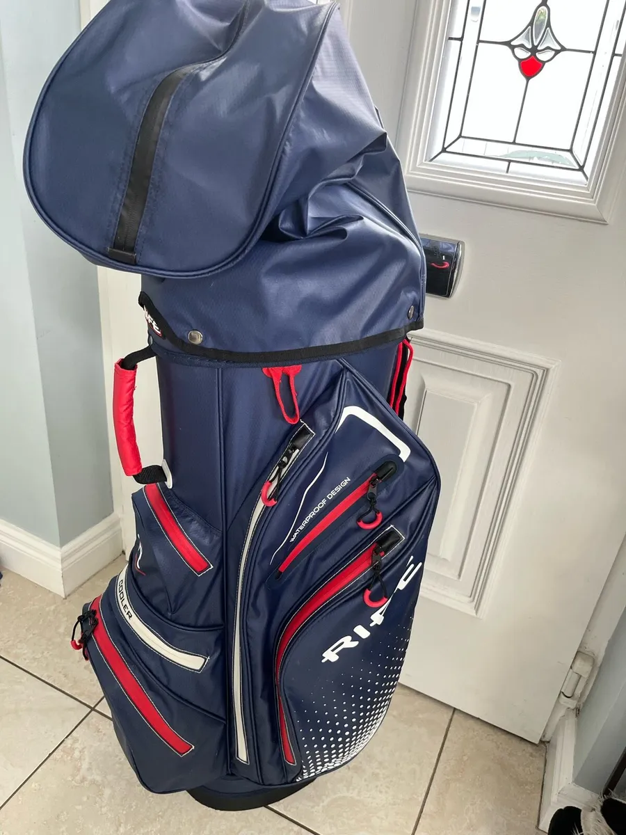 Waterproof golf bag - Image 1