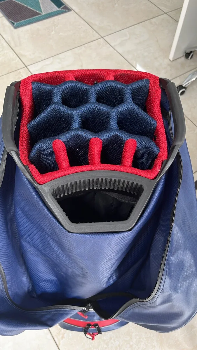 Waterproof golf bag - Image 4