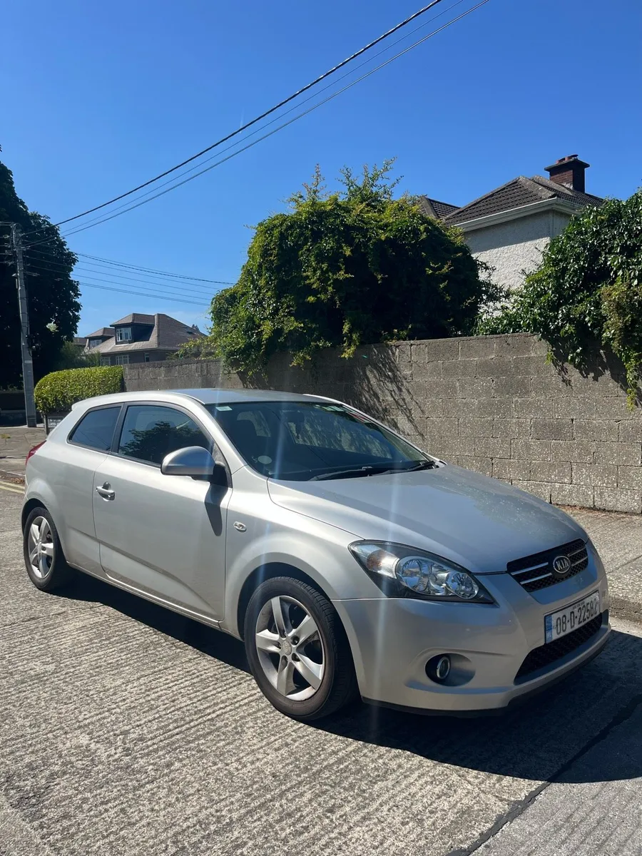 Kia Ceed - Image 1