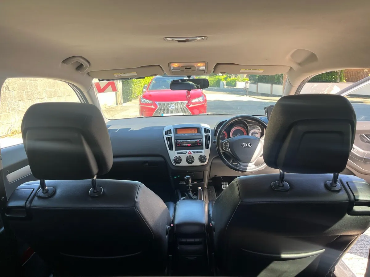 Kia Ceed - Image 4