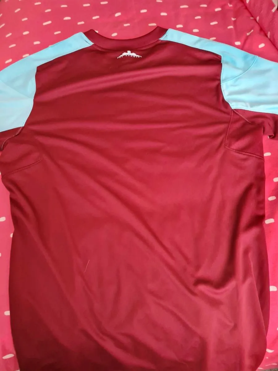 Umbro Jersey Sale - Image 2