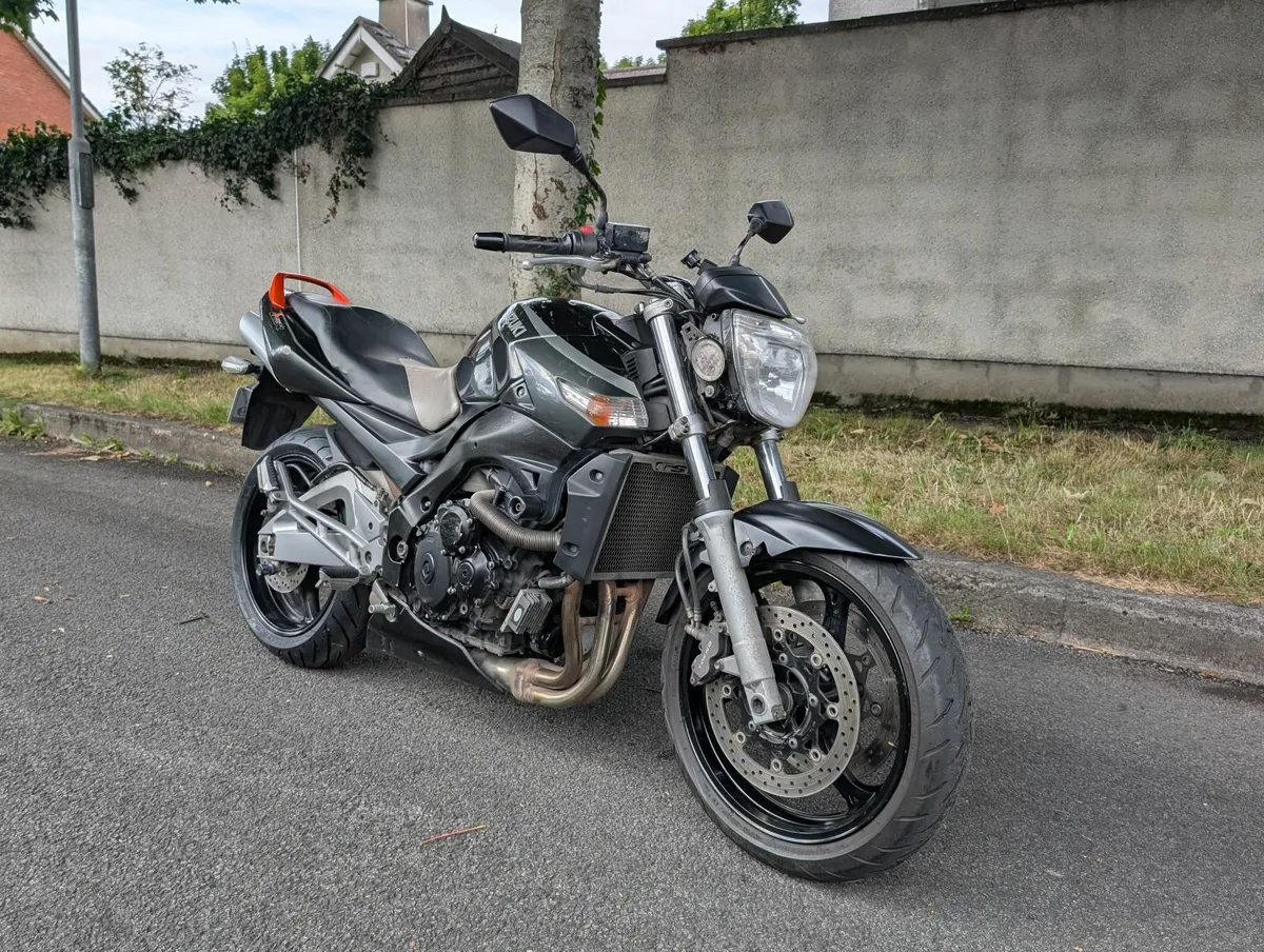 Suzuki 600 GSR - Image 1