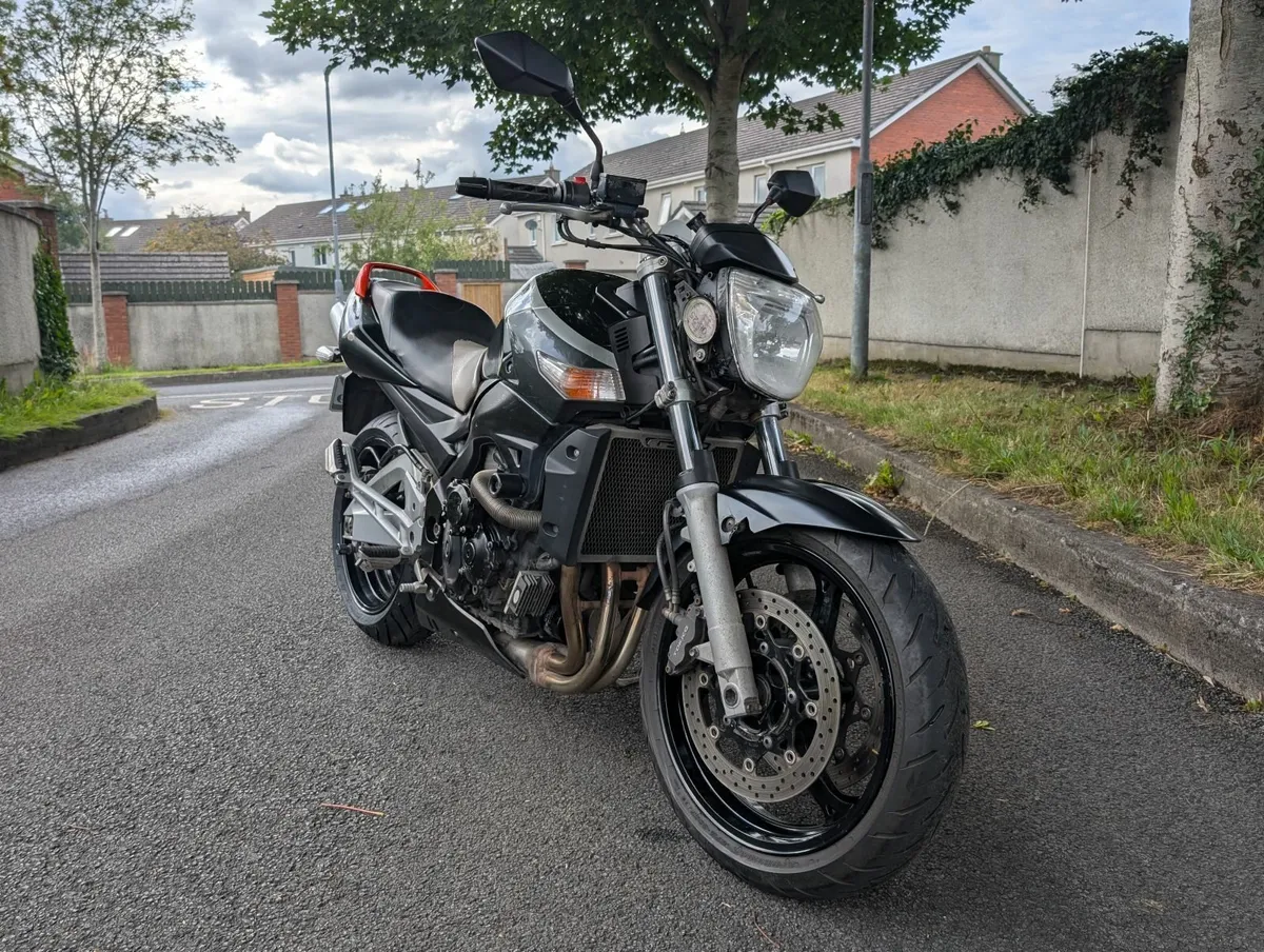 Suzuki 600 GSR - Image 1