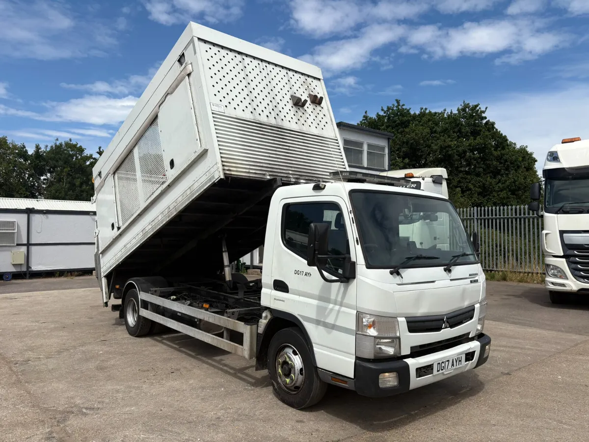 MITSUBISHI CAGE TIPPER - Image 1
