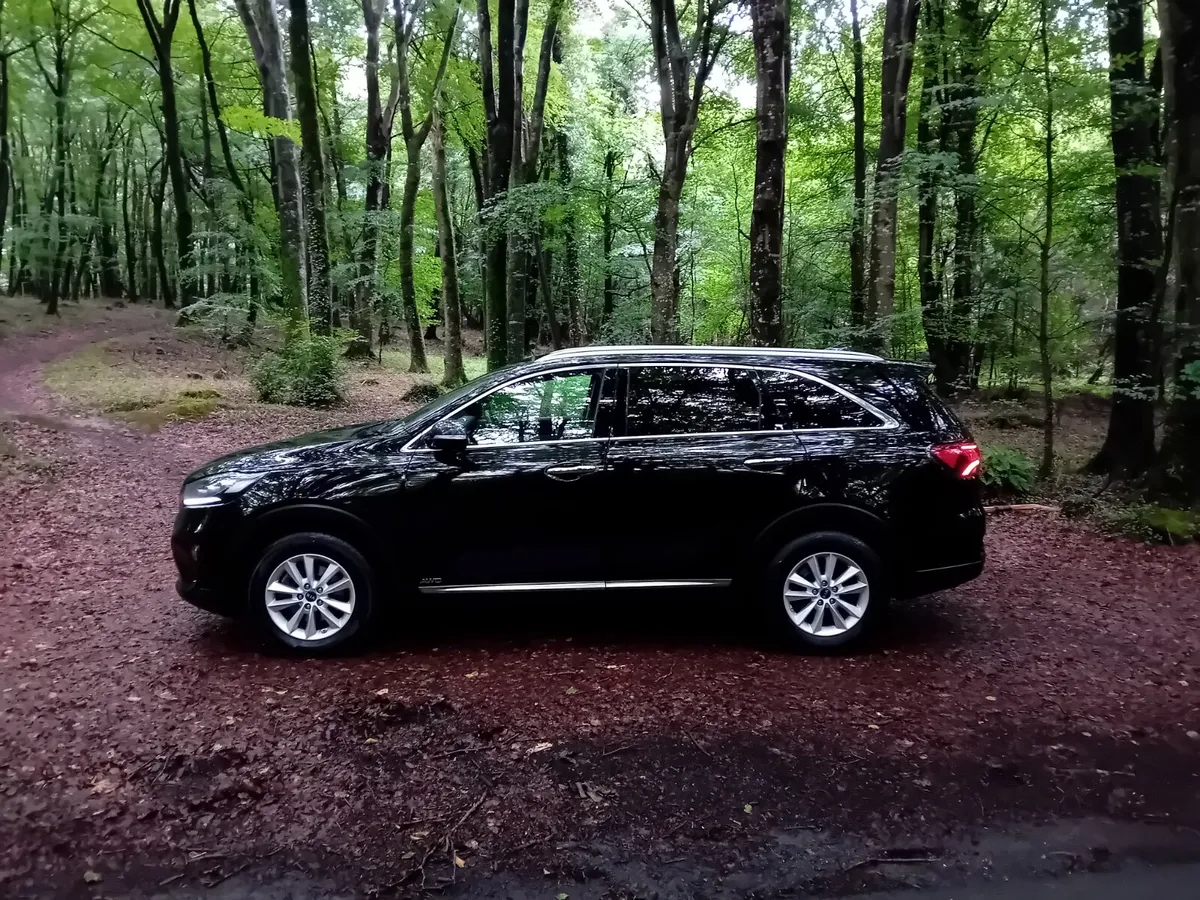 182 KIA SORENTO CRDI  200 BHP AWD 4X4 COMMERCIAL - Image 4
