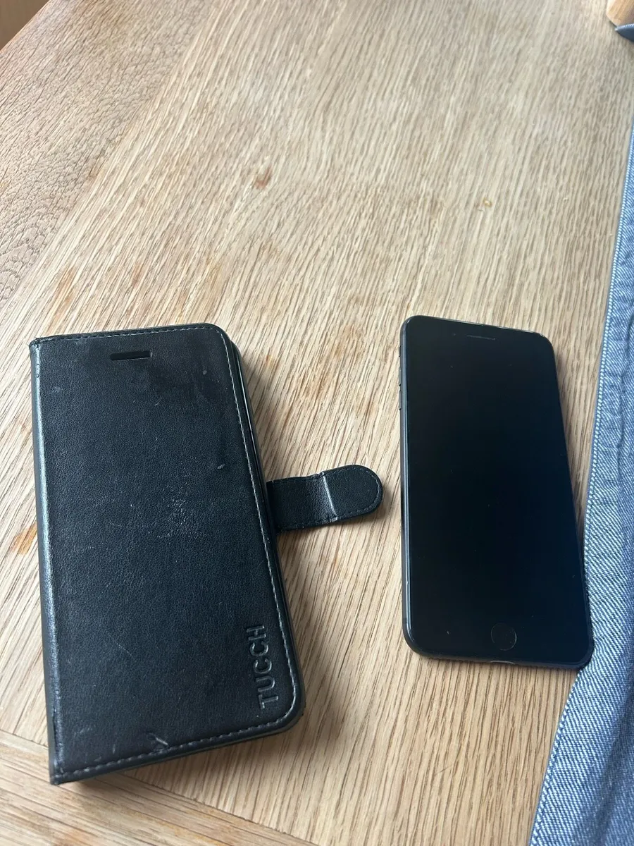 iPhone 8 Plus - Image 4