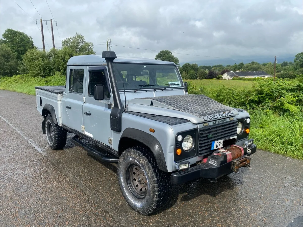 2007 Land Rover Defender 130 Crew Cab Commercial - Image 2