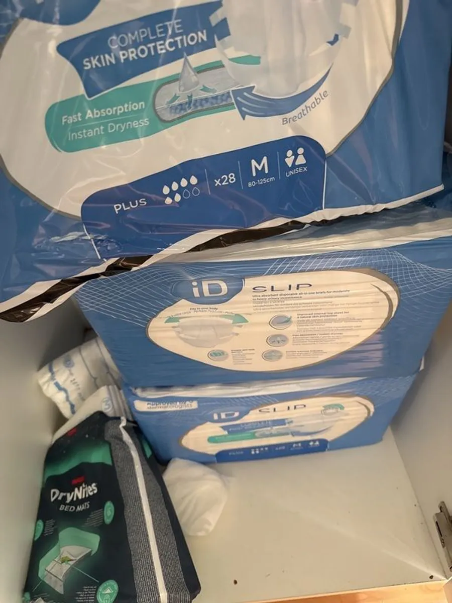 pads and pants - Image 2