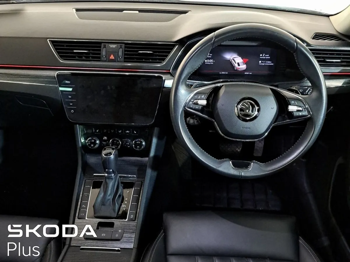 Skoda Superb Superb STY 2.0tdi 150HP DSG - Image 4
