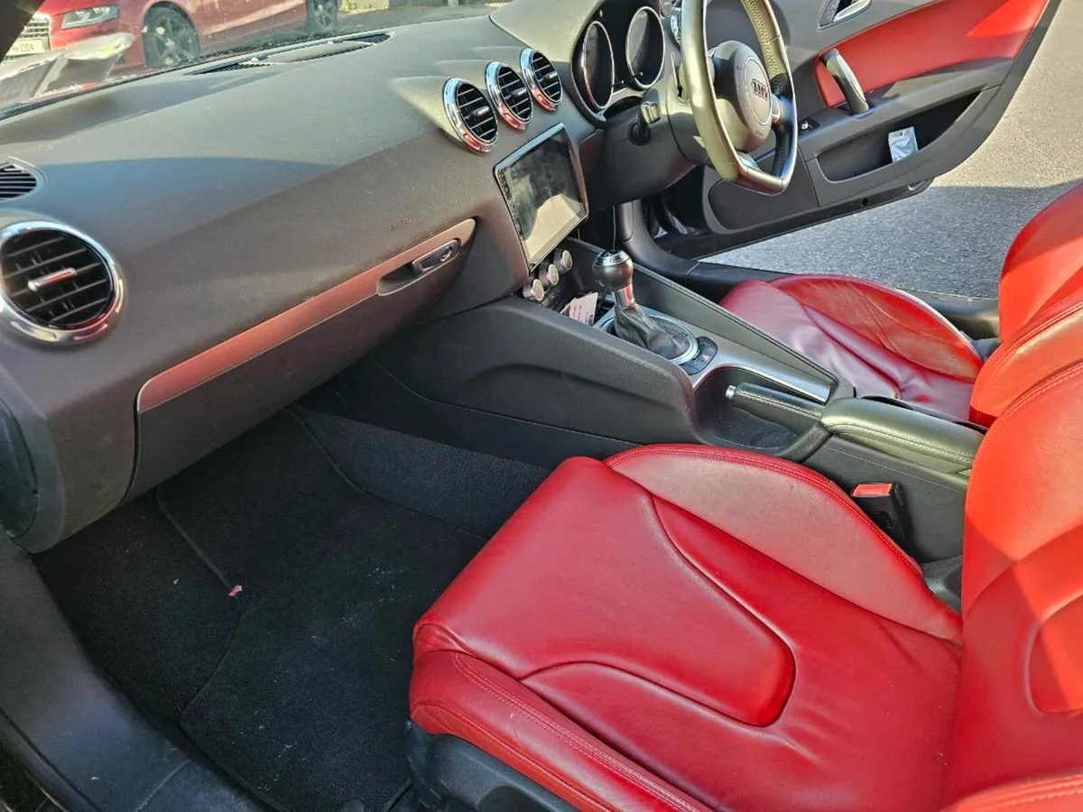 Audi TT 2011 Automatic - Image 2