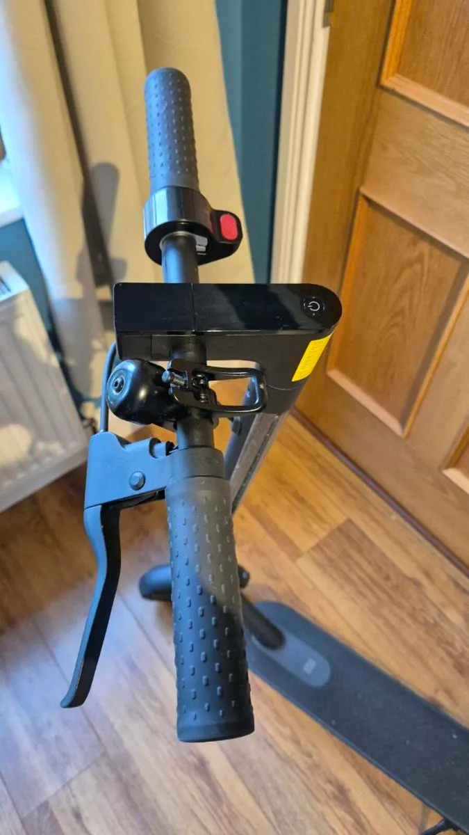 Xiaomi Mi Electric Scooter Pro 2 - Image 4