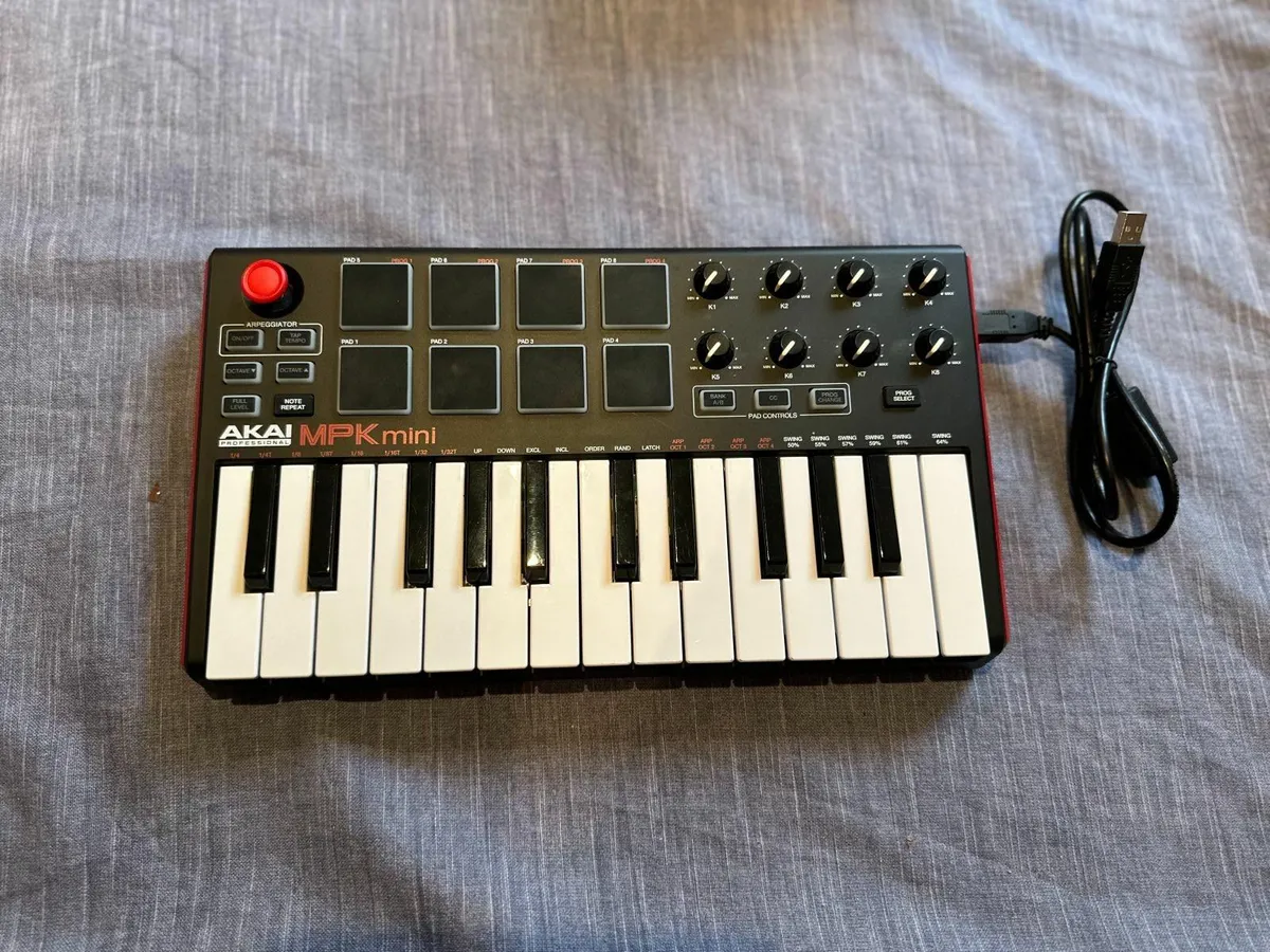 Akai MPK mini (Mint Condition With Box) - Image 1
