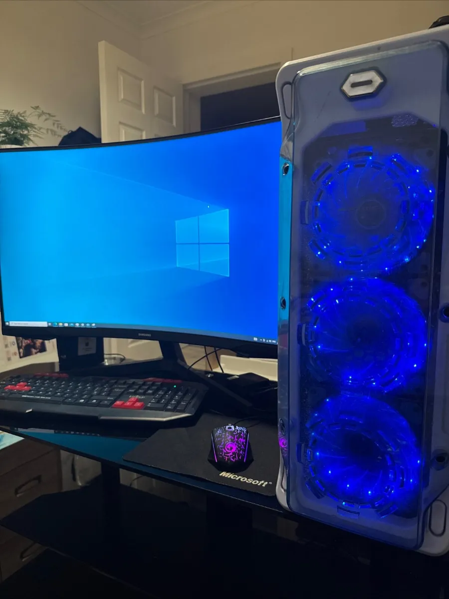 PC Bundle. i5, GTX1060, 16RAM, 32” Screen, Corsair - Image 1