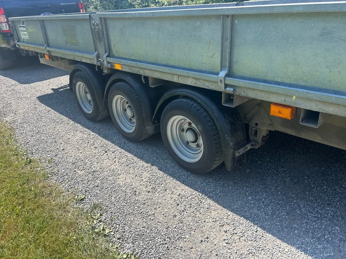 Ifor Williams 16x6,6 tri axle Dropside Trailer - Image 4