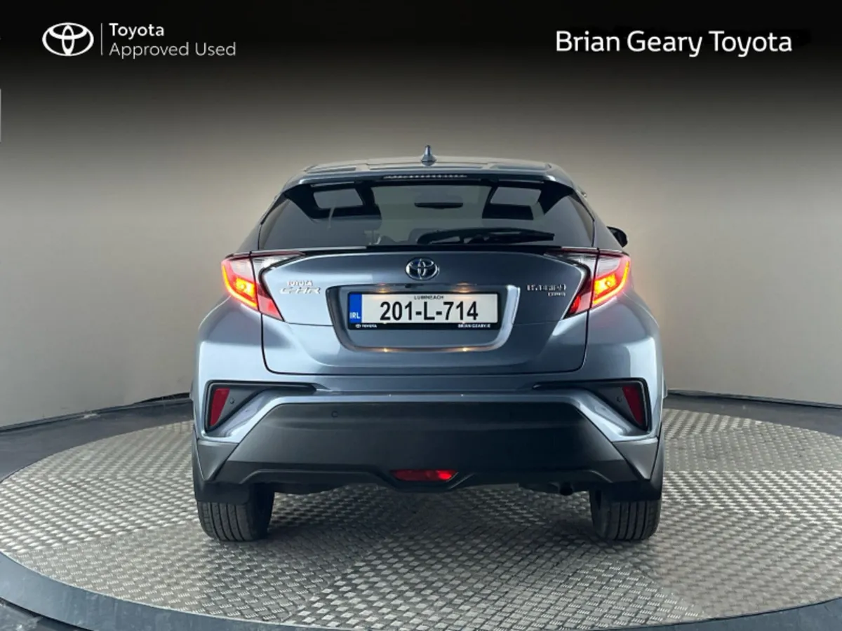 Toyota C-HR HYBRID SPORT - Image 4