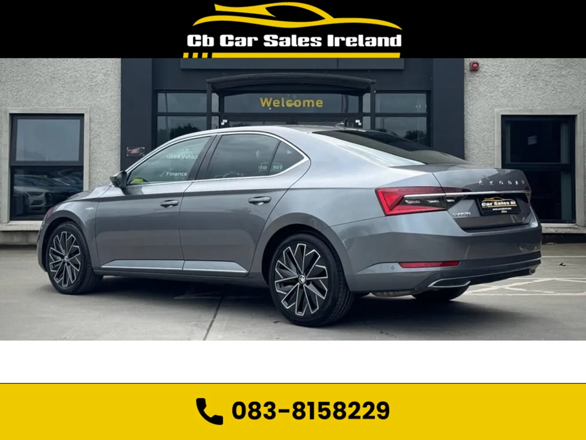Skoda Superb 2.0 TDI Laurin & Klement Hatchback 5d - Image 3