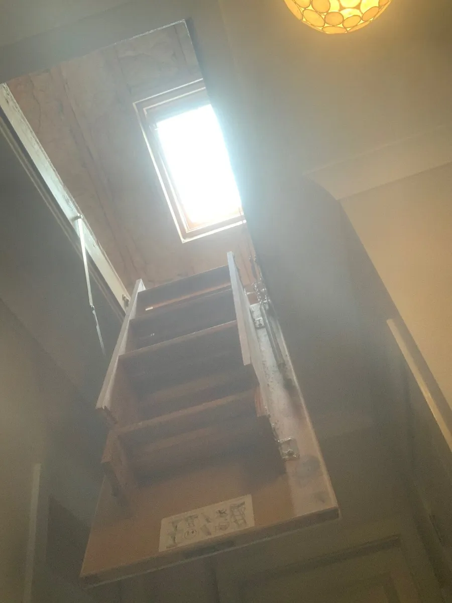 Attic stairs - Image 3