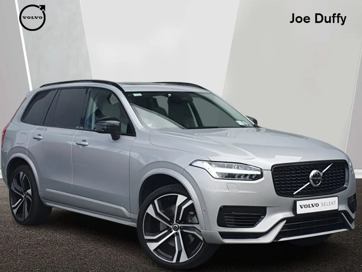Volvo XC90 Ultimate Dark T8 Phev - Image 1