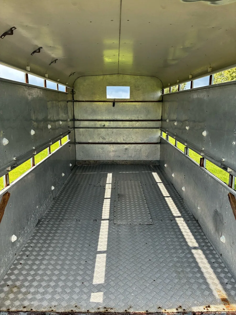 12x6ft Ifor Williams Cattle Trailer - Image 4