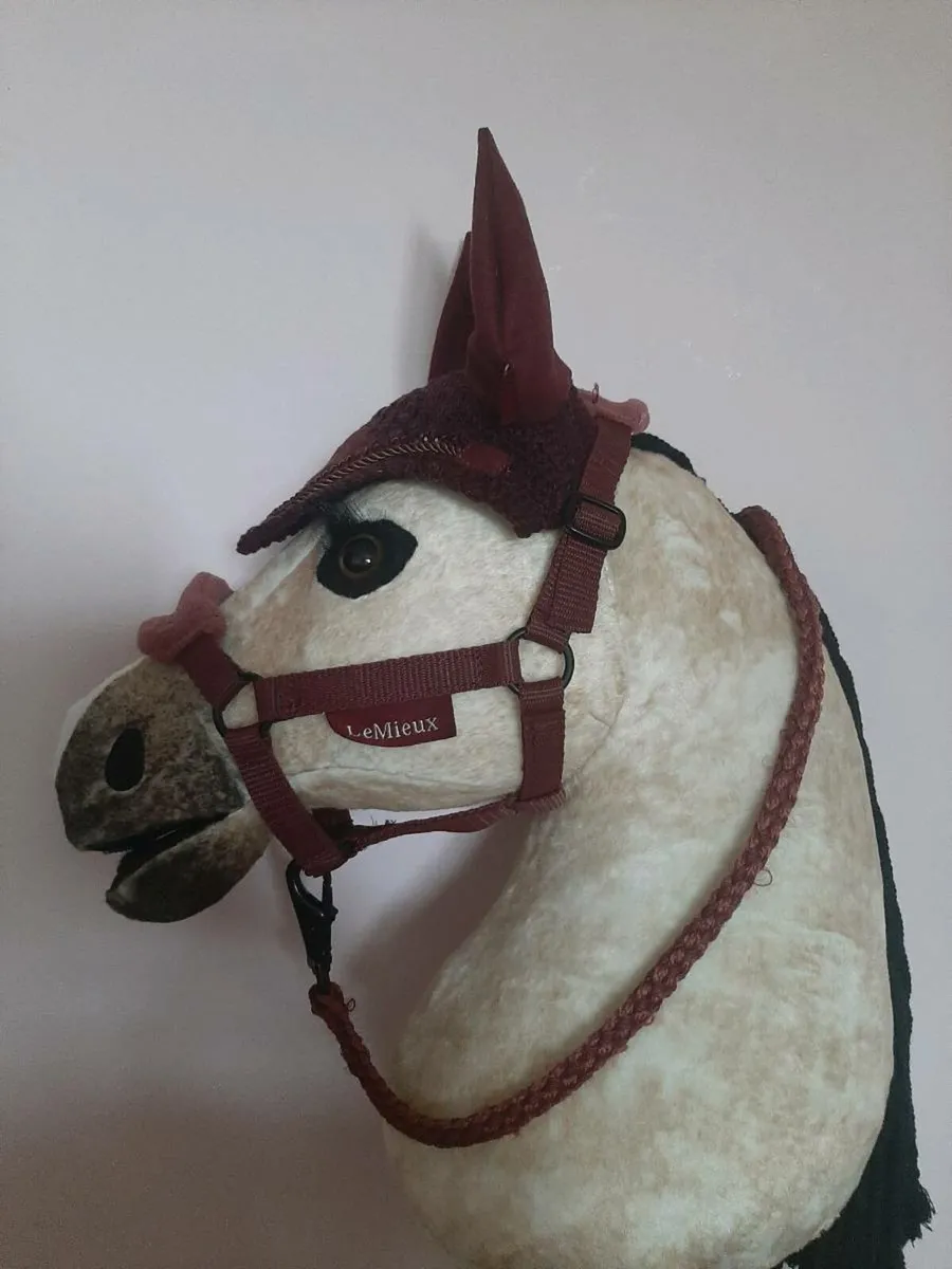 Hobby horse head coller ear bonet and lead rope. - Image 1