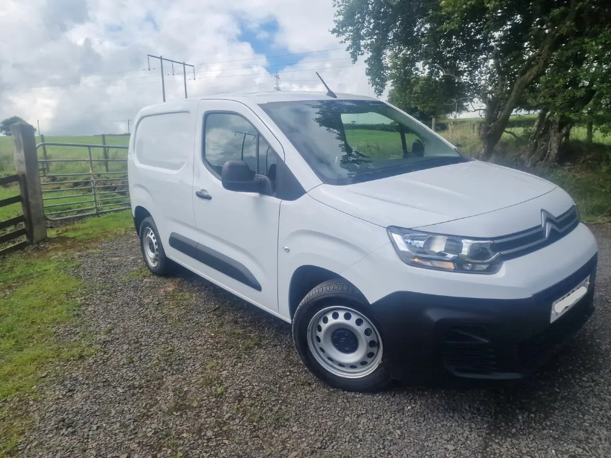 Citroen Berlingo 2023 - Image 3