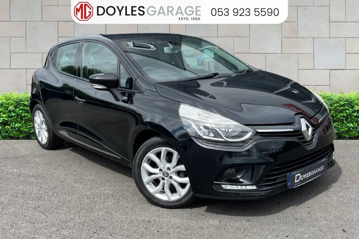 Renault Clio 1.2 16V 75 Dynamique NAV - Image 1