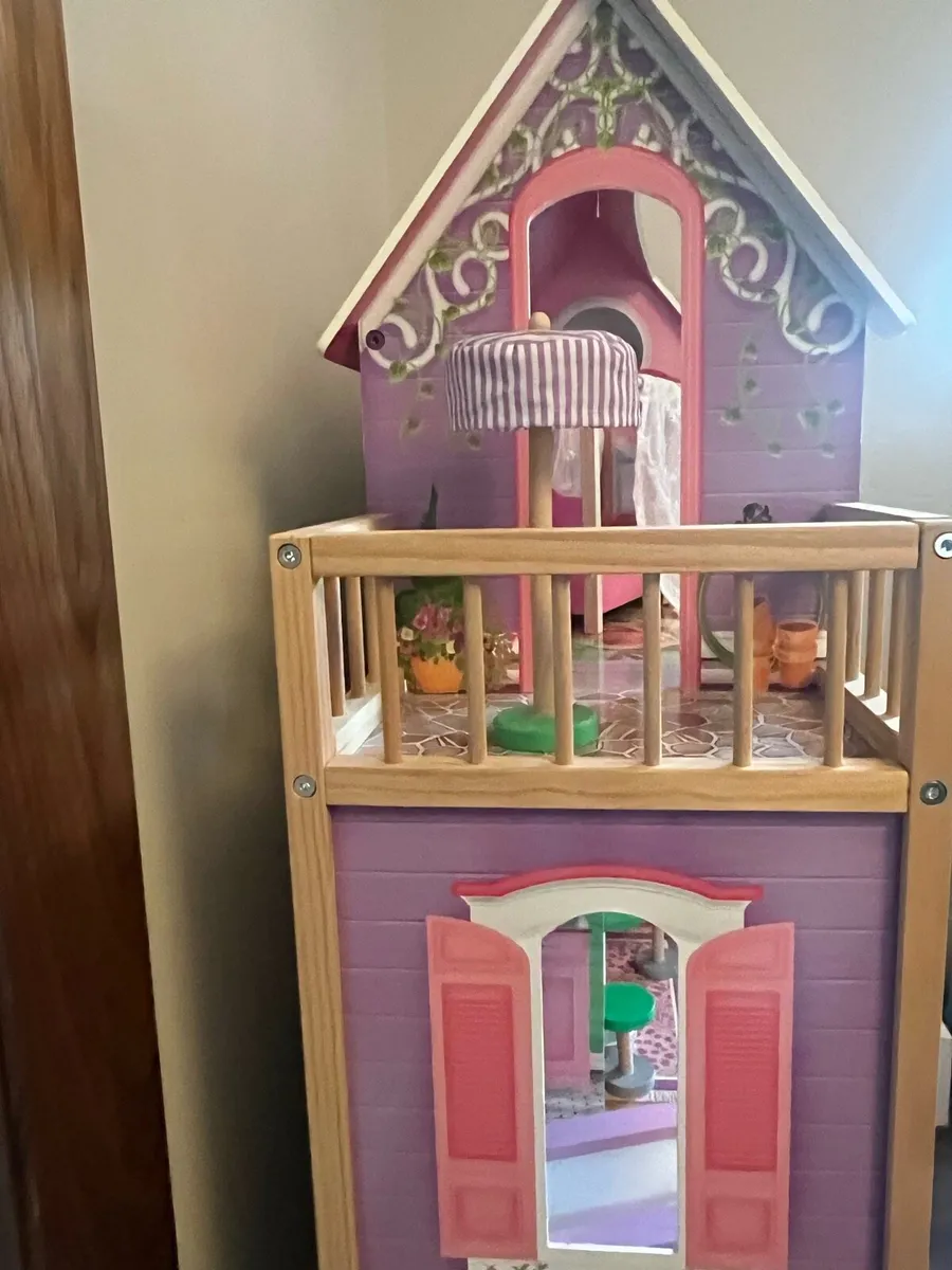 Kidkraft dollhouse - Image 3