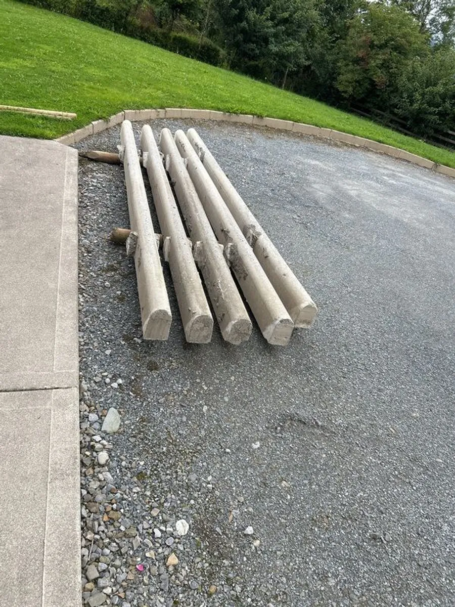 Concrete Fingers - Image 1