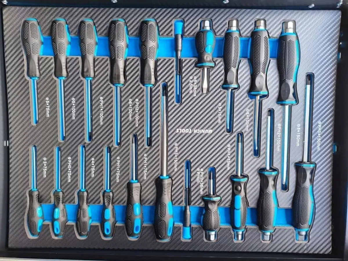 New German toolbox free delivery - Image 4