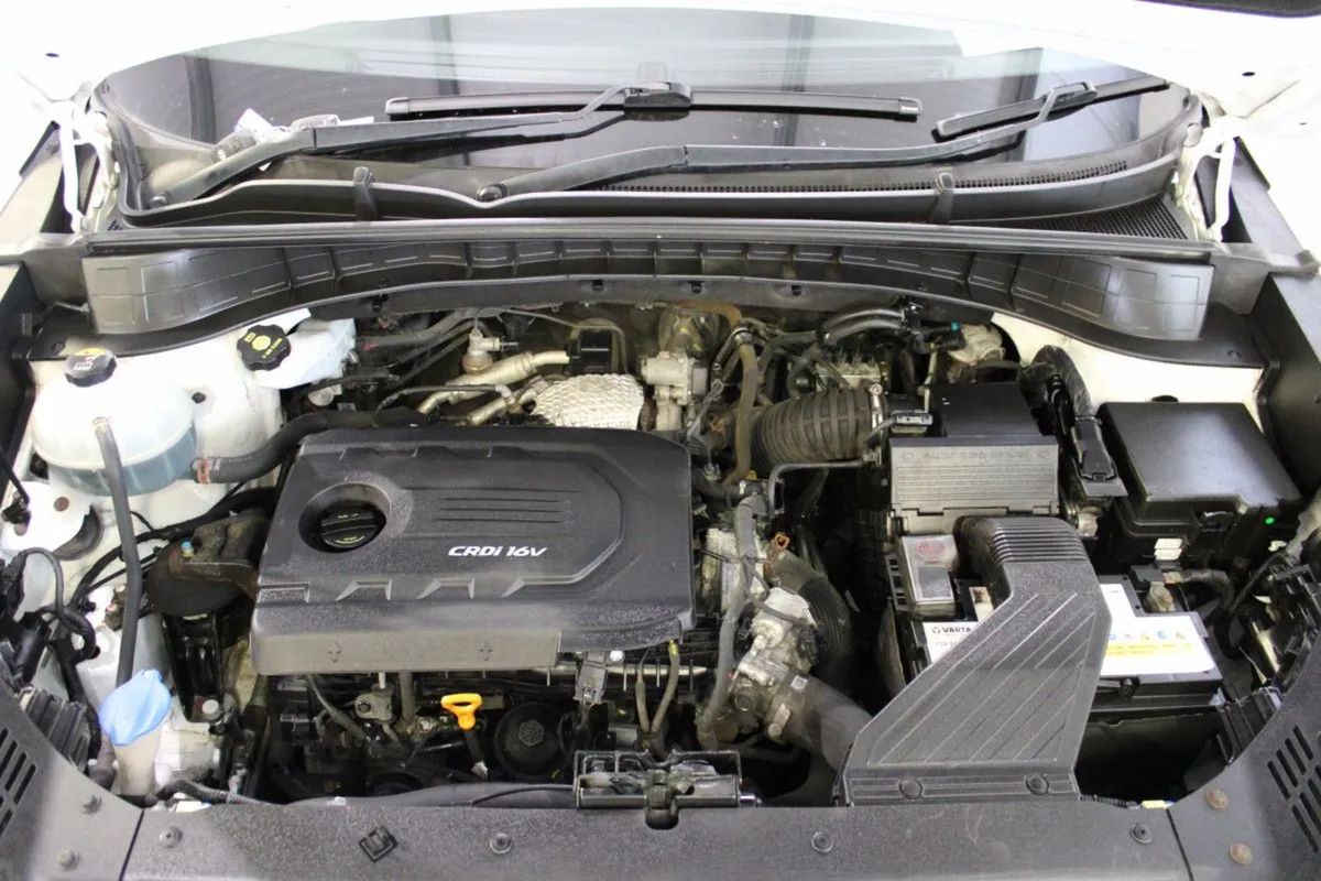 Hyundai Tucson 1.7 D Comfort - Image 4
