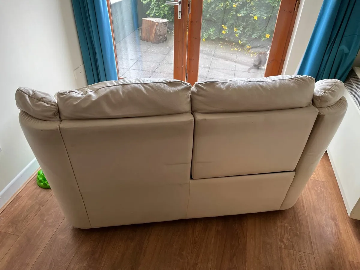 2 Seater Cream Recliner Couch - Image 3