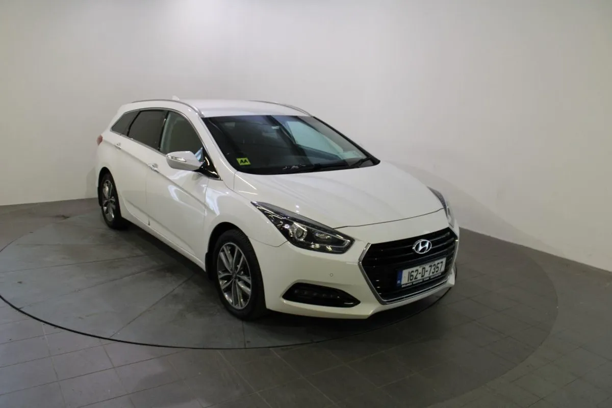 Hyundai i40 Comfort Plus 1.7 Diesel Estate - Image 1