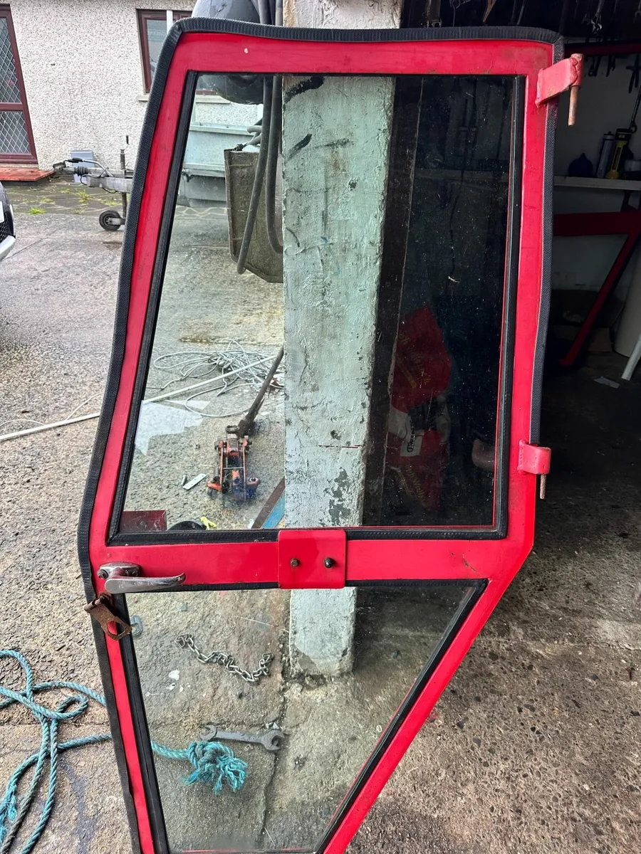 Massey Ferguson Sankey cab doors - Image 1