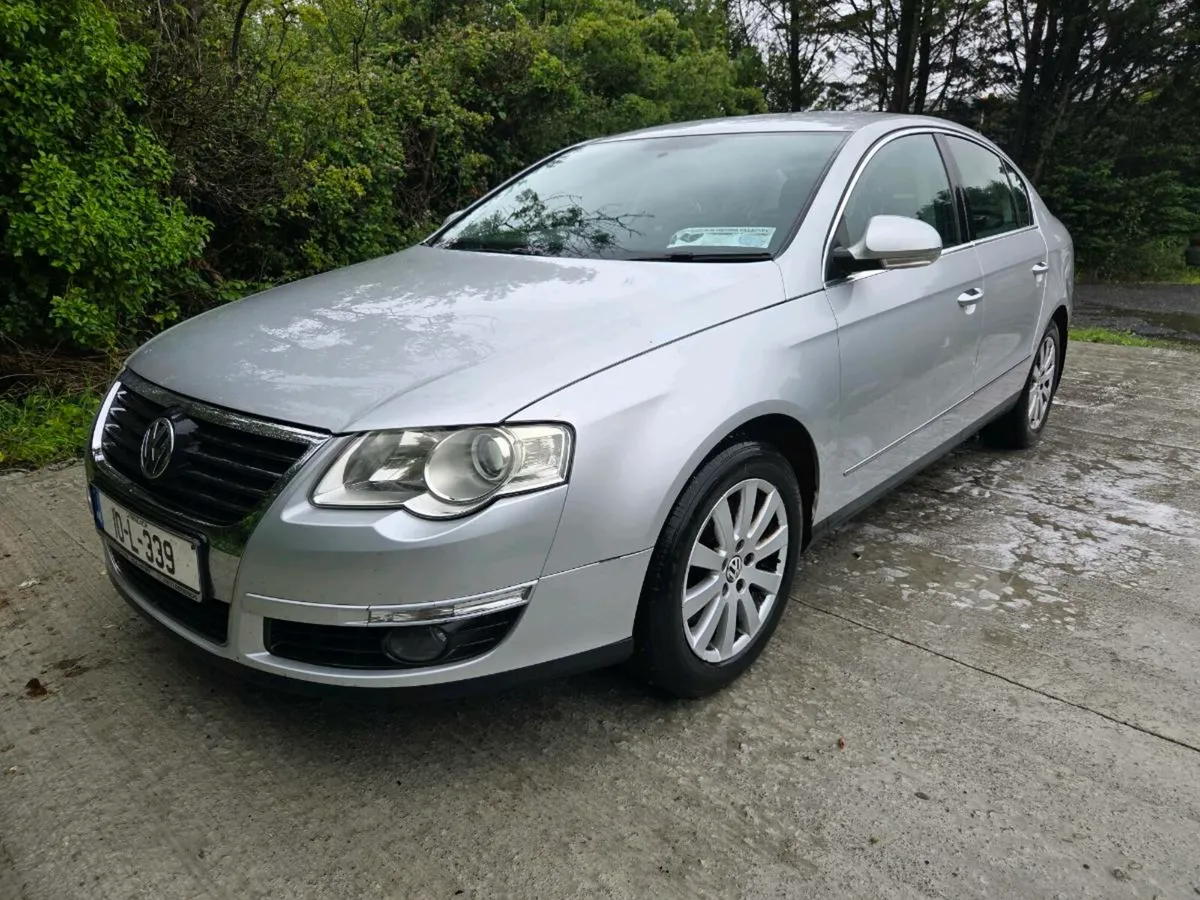 2010 VW Passat - Image 2