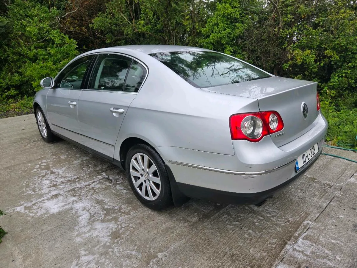 2010 VW Passat - Image 4