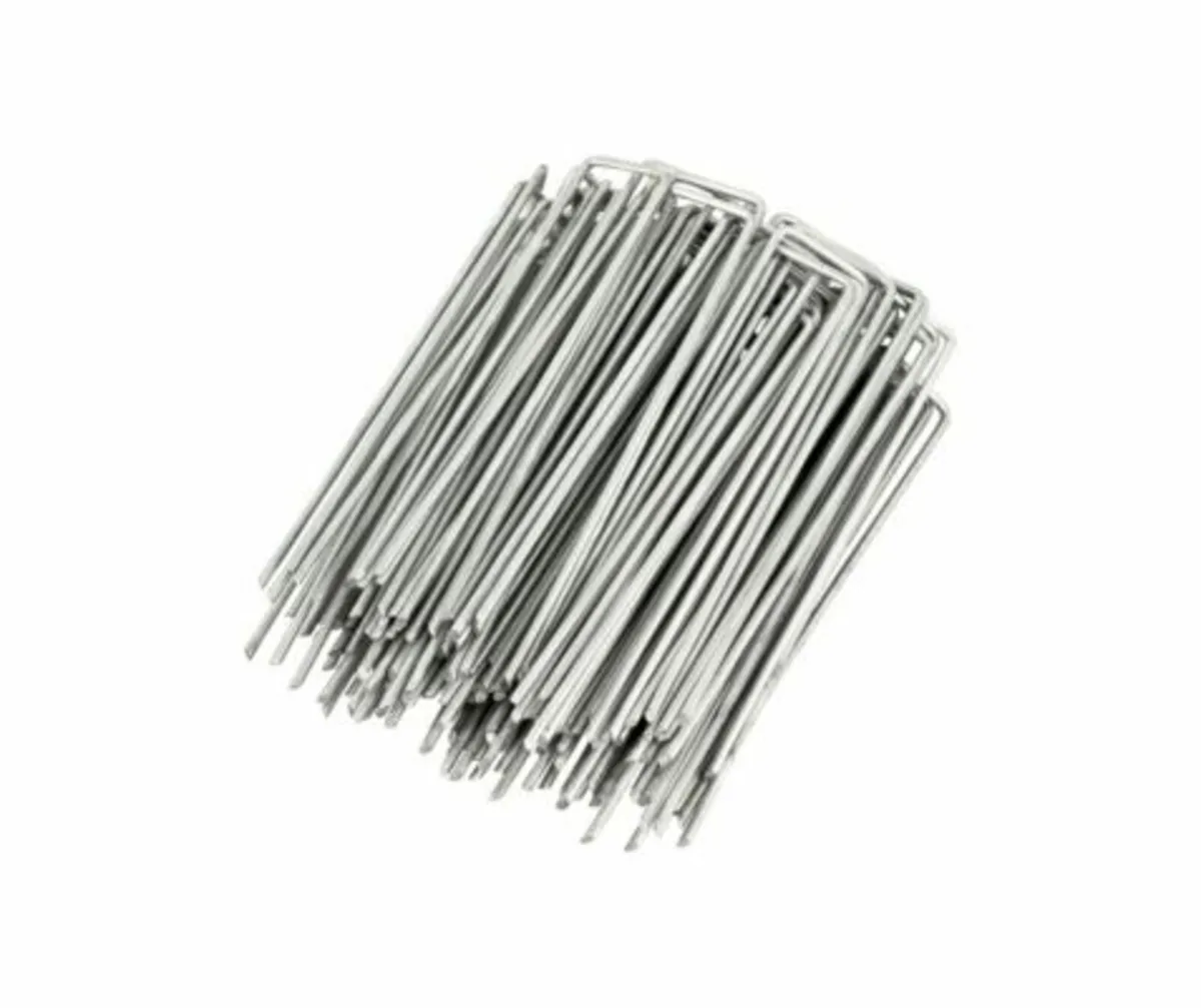 Weed Control Fabric  - Steel Pegs 100 pack - Image 2