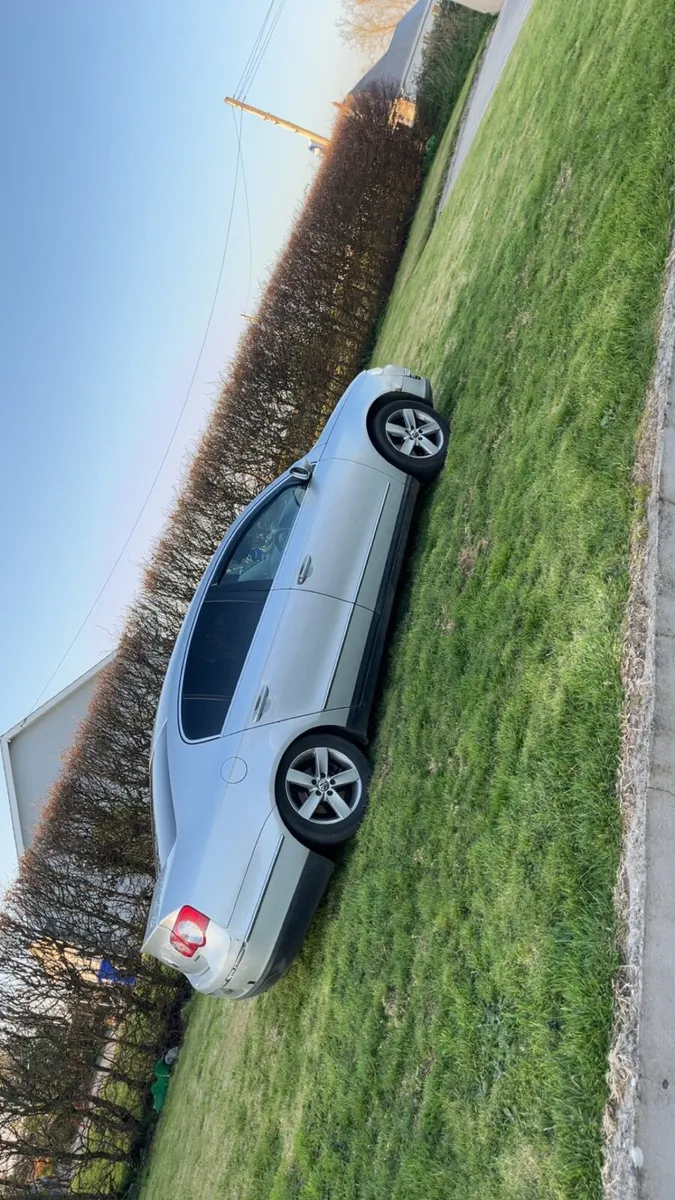 2009 Passat - Image 4