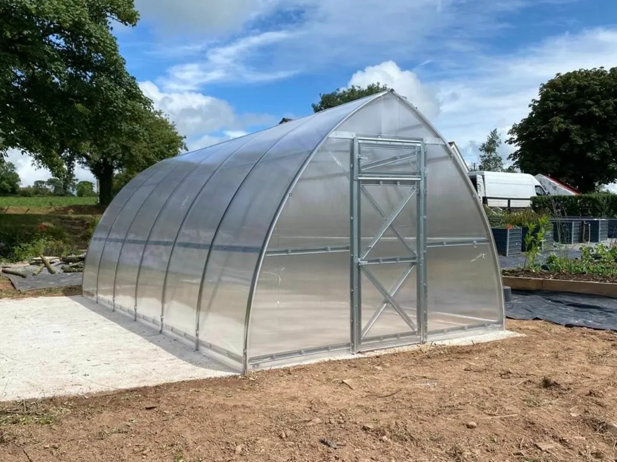 Greenhouse "Arrow-3" - Image 1